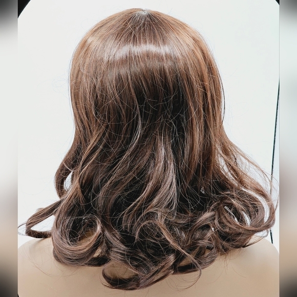 Medium Brown Hair w/ Bangs Synthetic Wig - Picture 4 of 6